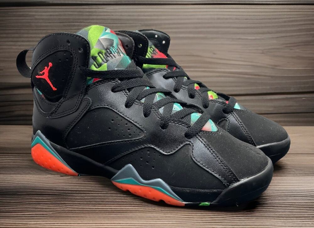 Jordan 7 Retro Marvin The Martian Nike NBA Boys 6Y Light Use Fast Shipping